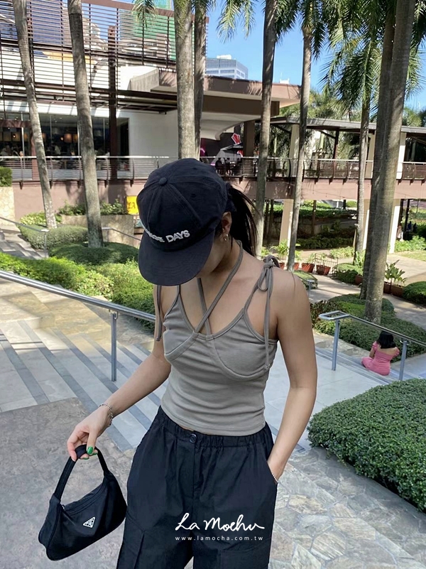 性感繞頸綁帶背心